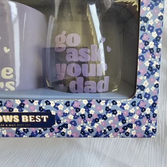 Wine Glass & Coffee Mug Gift Set with Pen & Socks - Picture 2 of 6